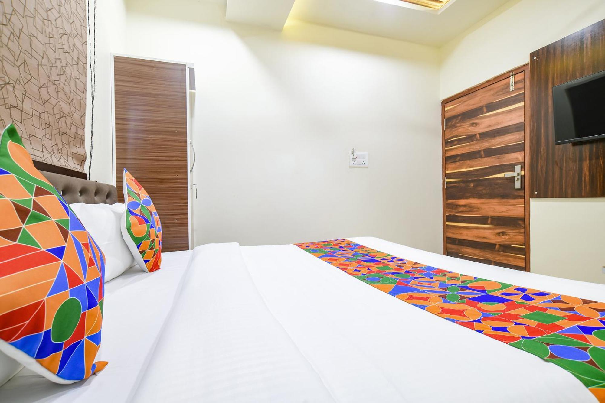 Fabhotel Crown Park Indore Exterior photo