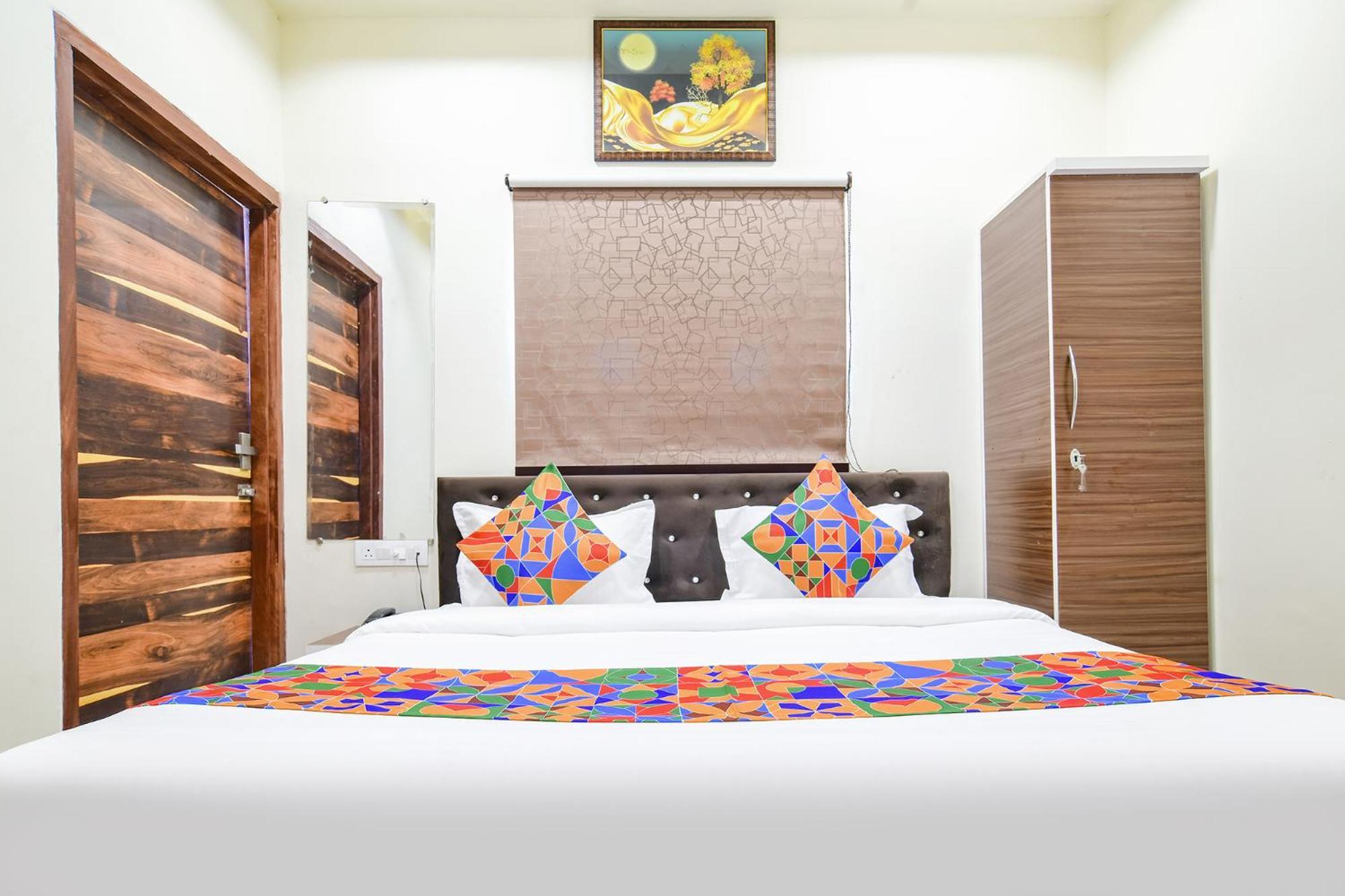 Fabhotel Crown Park Indore Exterior photo