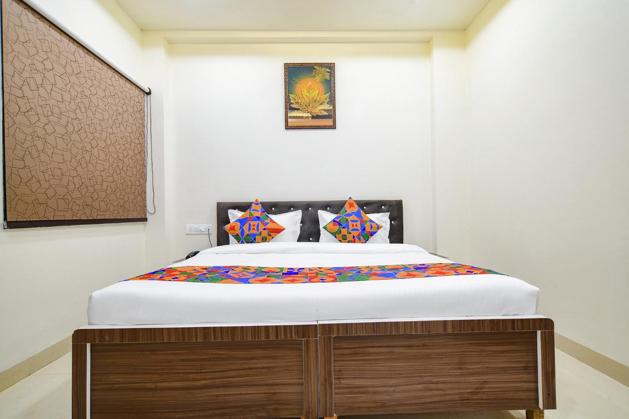 Fabhotel Crown Park Indore Exterior photo