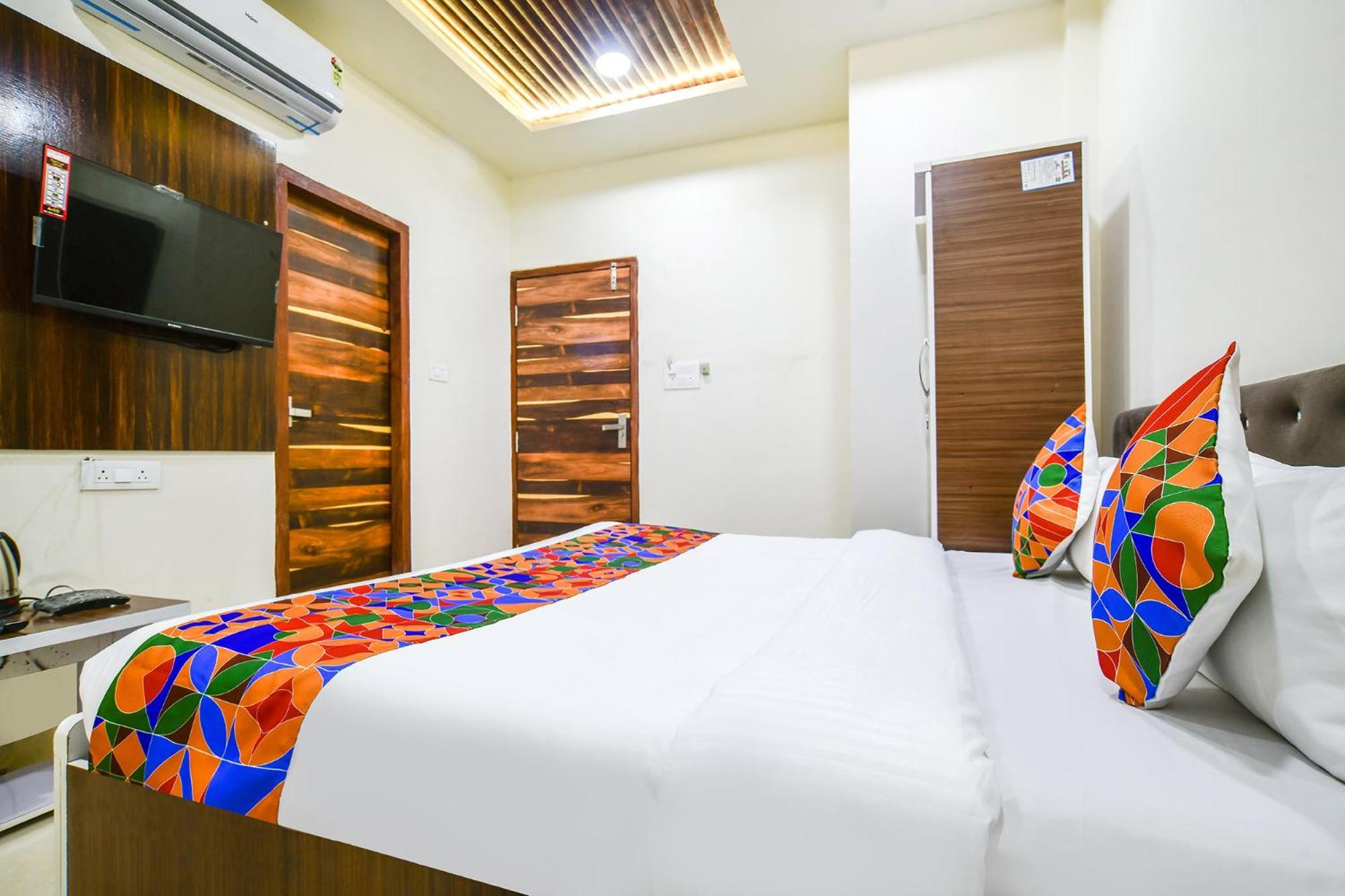 Fabhotel Crown Park Indore Exterior photo