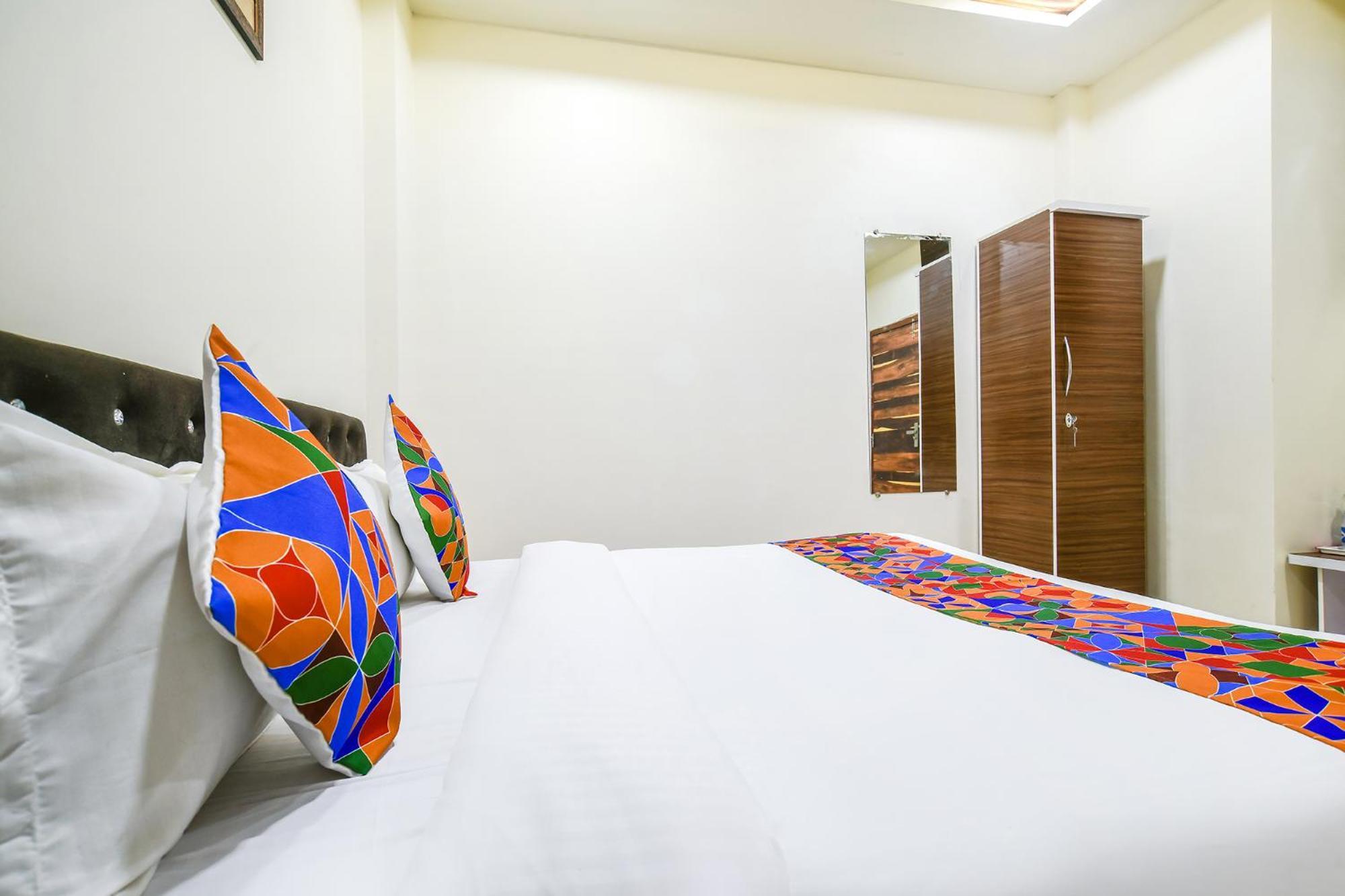 Fabhotel Crown Park Indore Exterior photo